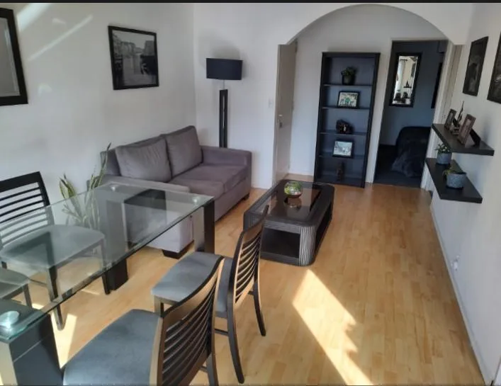 Vicente López: Alquiler Hermoso Departamento 2 Amb Frente con Balcón y Cochera
