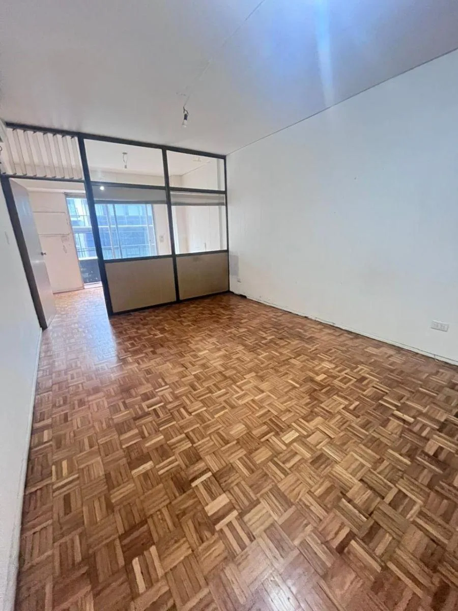 Studio com varanda, frente