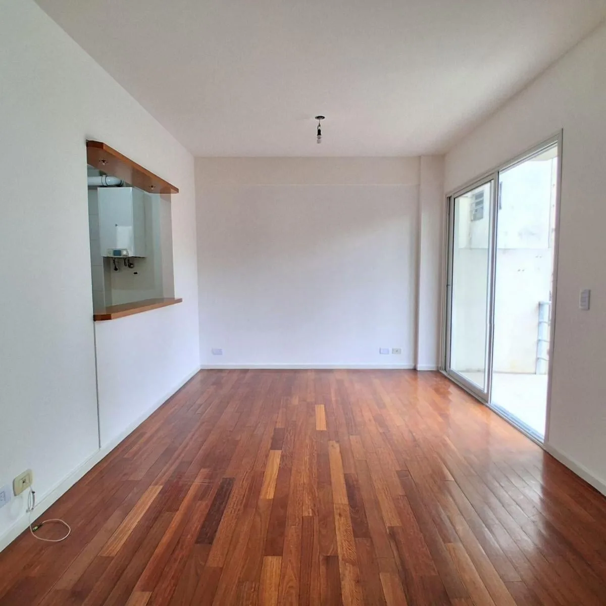 Alquiler 2 Ambientes con Balcon y Cochera Belgrano