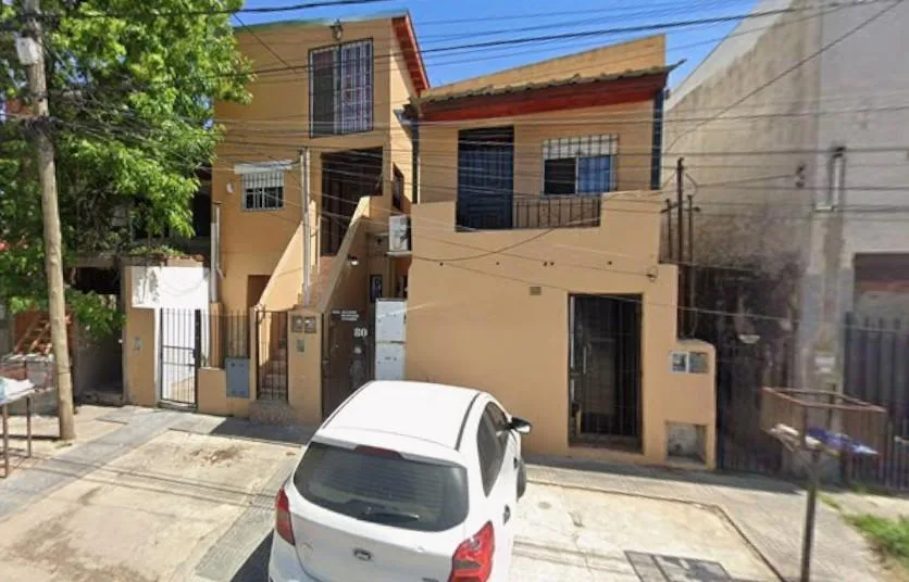Alquiler Departamento en El Talar, Tigre, Al Frente con Patio, a 1 Cuadra de Ruta 197