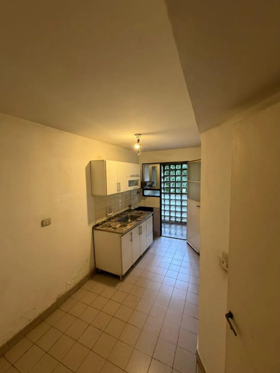 3 dormitórios, cozinha separada
