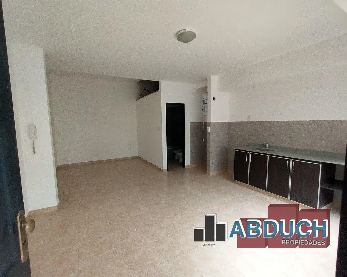 Ground-floor PH, studio
