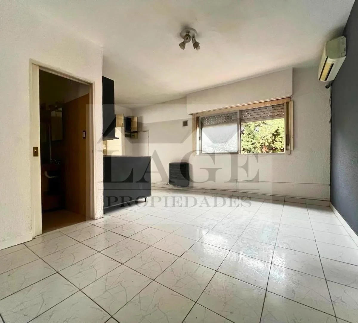 Front-facing 1BR PH