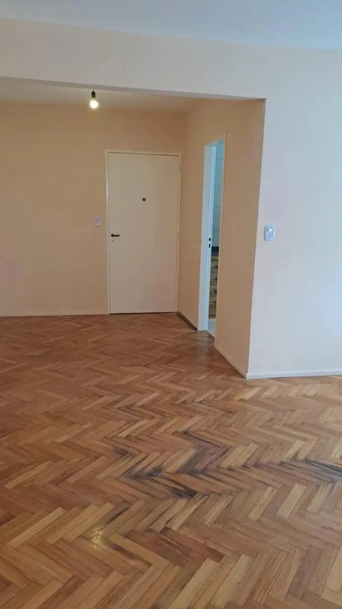 Боковая 2-комн., 55 м²
