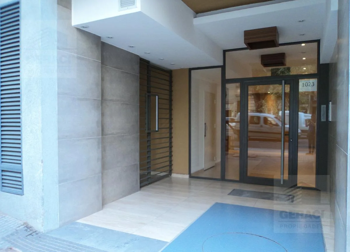 Studio com varanda, granito