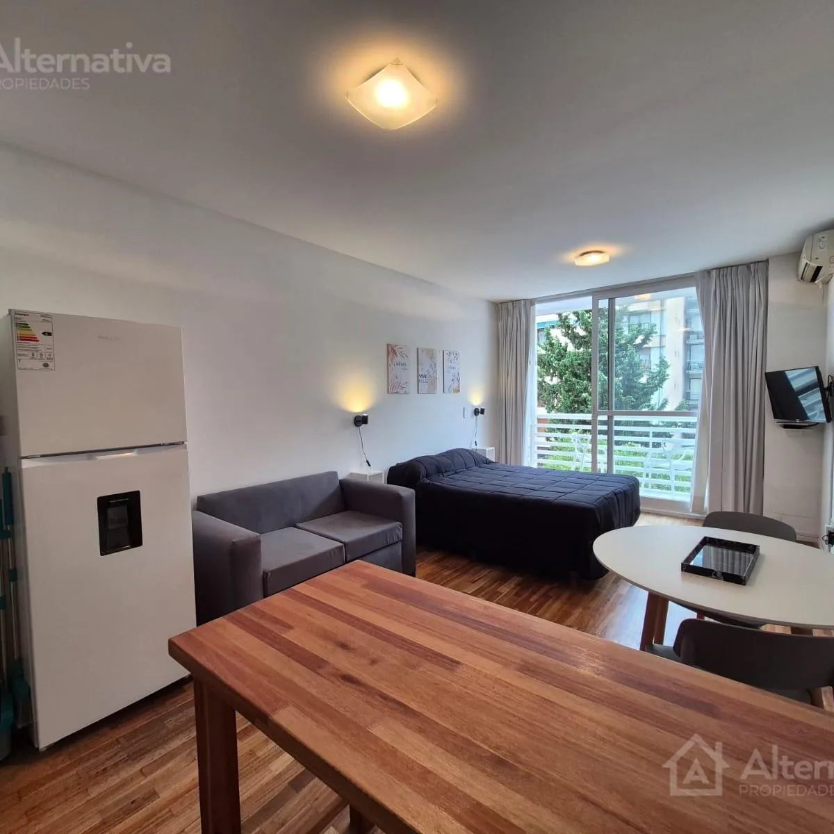 Furnished studio with balcony