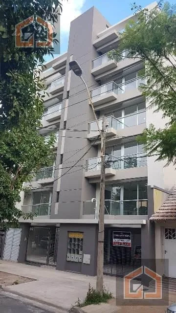 2 комнаты с балконом