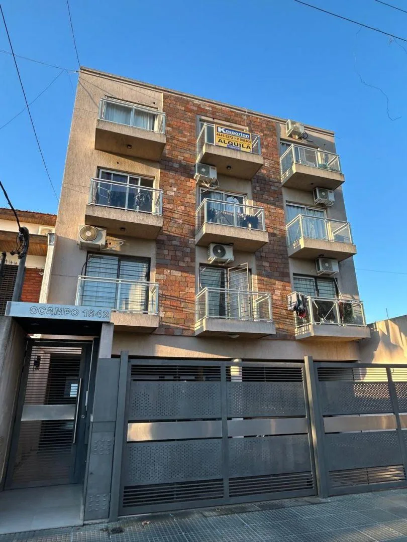 Depto. 2 Ambientes Moderno Al Frente con Cochera en Villa Luzuriaga