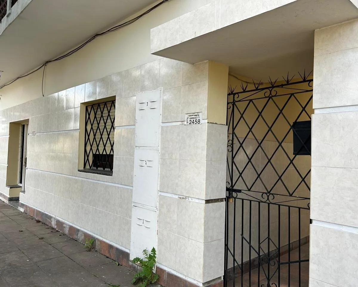 Tipo Casa 2 Amb Amplios en San Justo (Bº San Nicolás)
