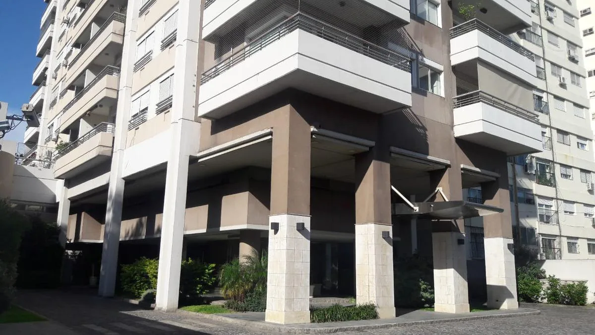 Lateral studio with balcony