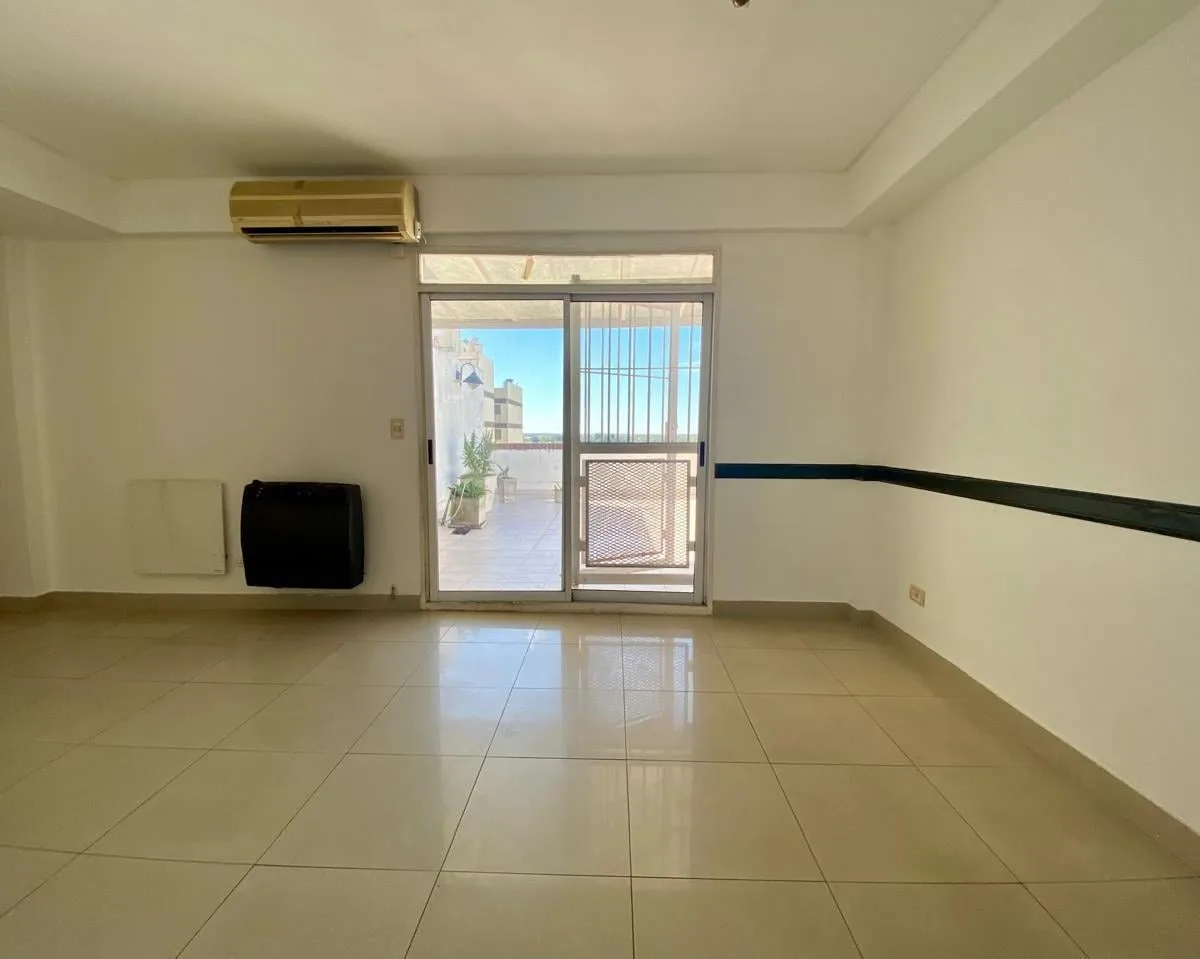 2-room unit with private terrace