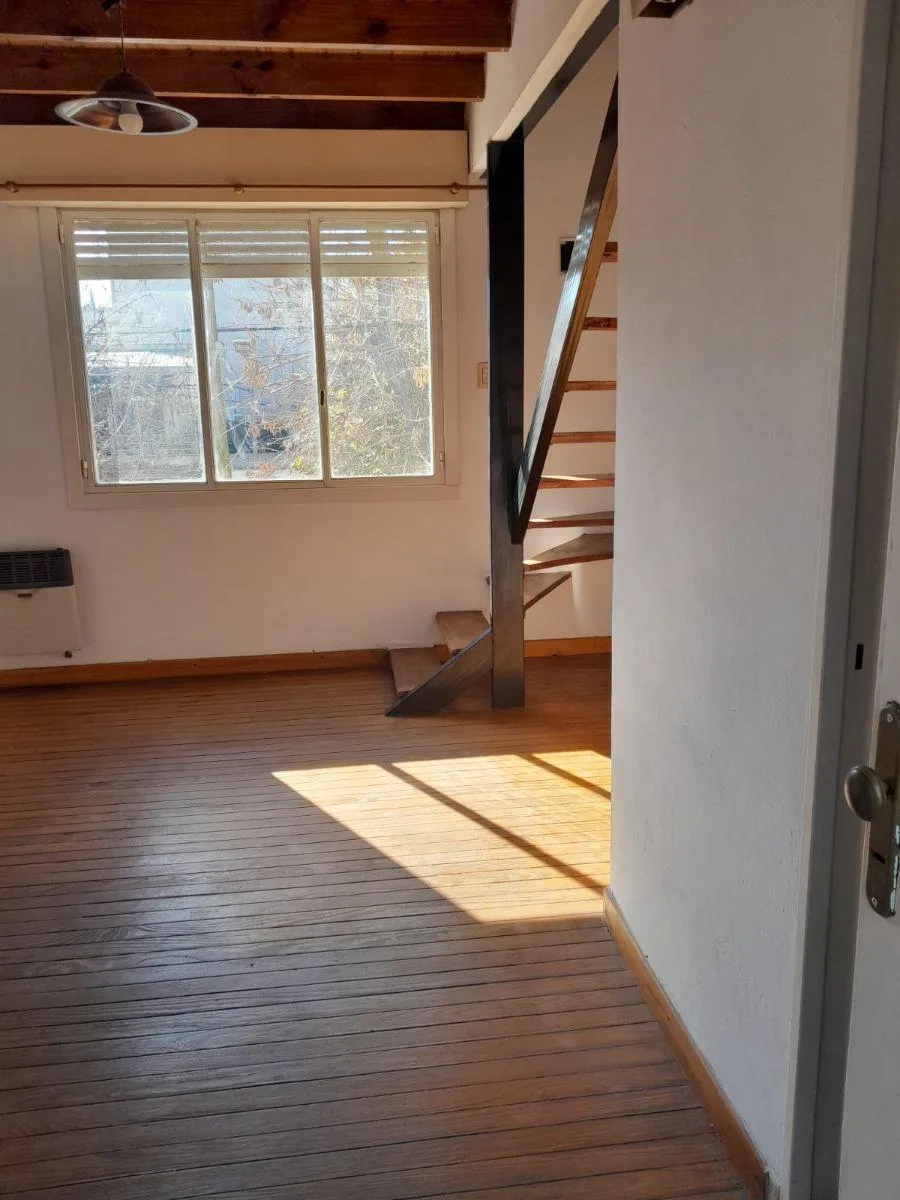 Duplex com terraço na frente