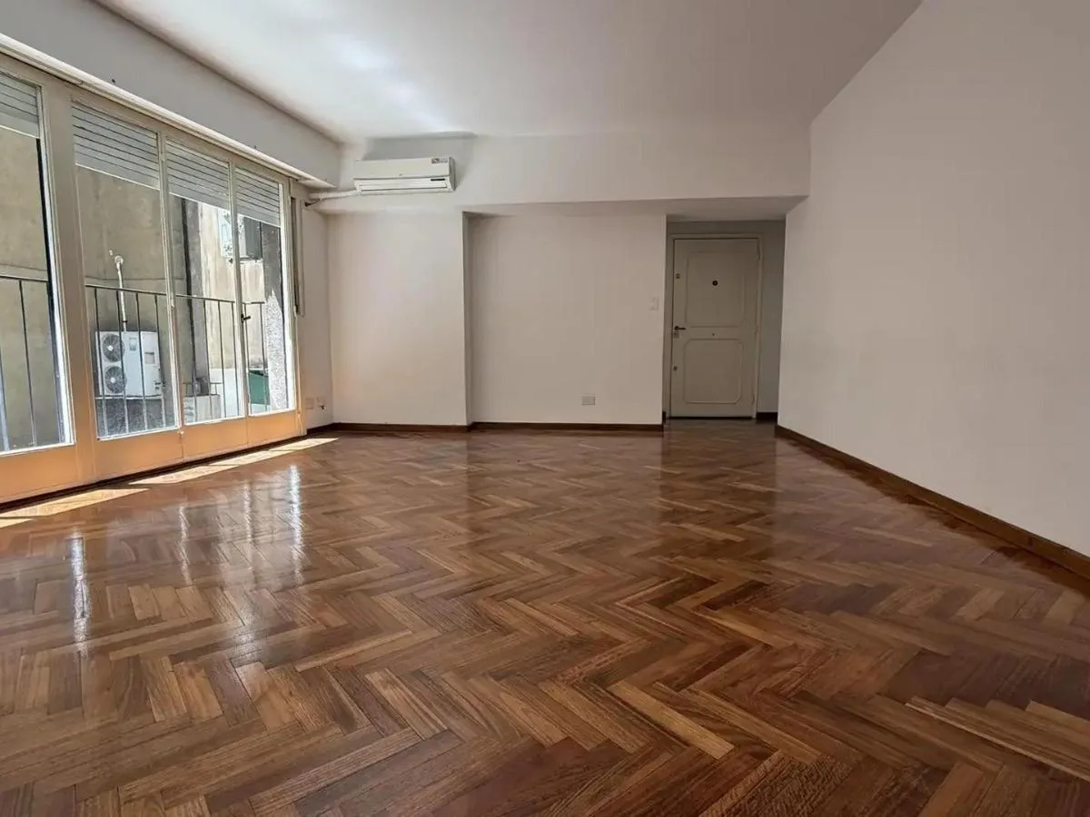 Departamento en Alquiler - 3 Dorm. 2 Baños - 110 m - Caballito