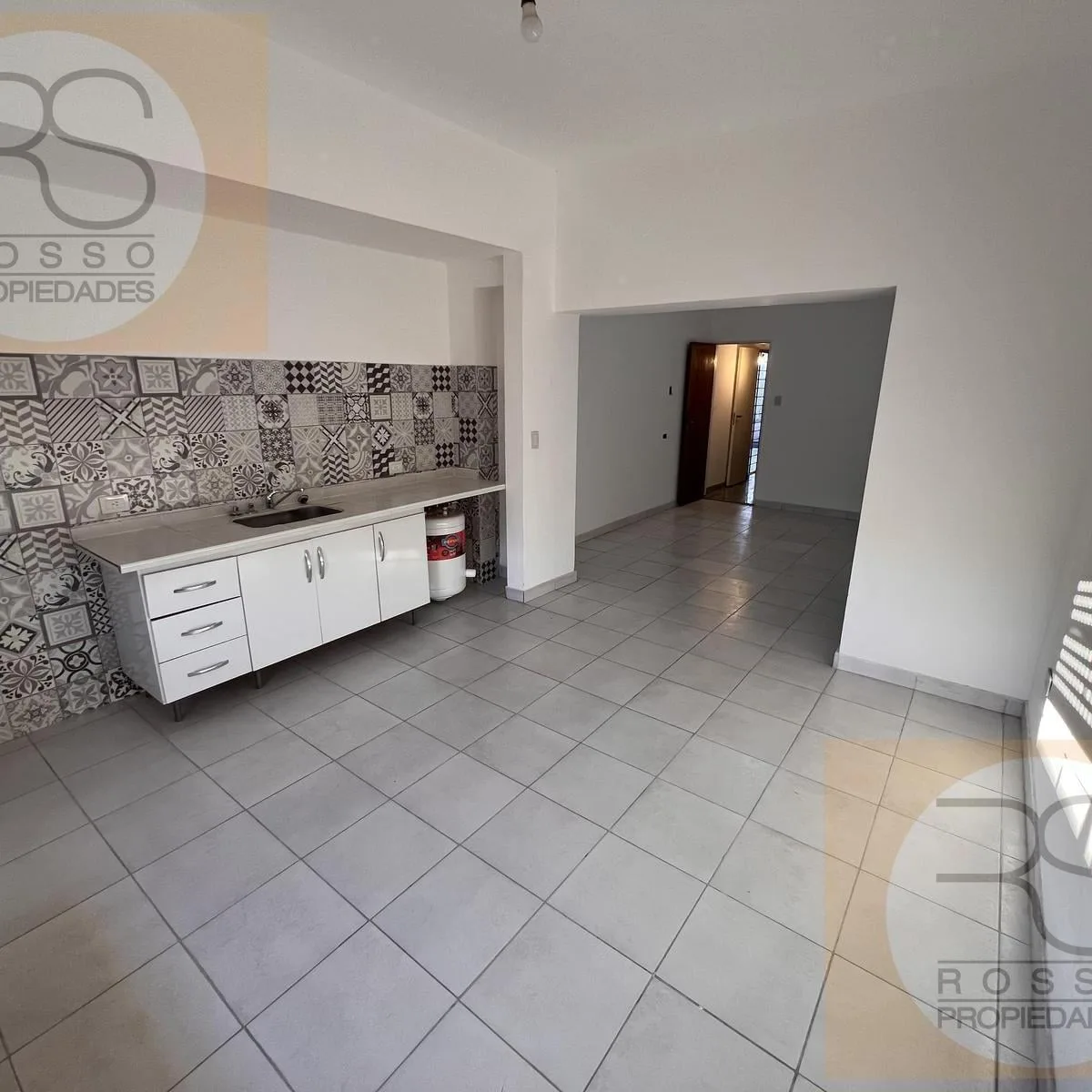 Departamento 1 Ambiente en Alquiler - Villa Luzuriaga