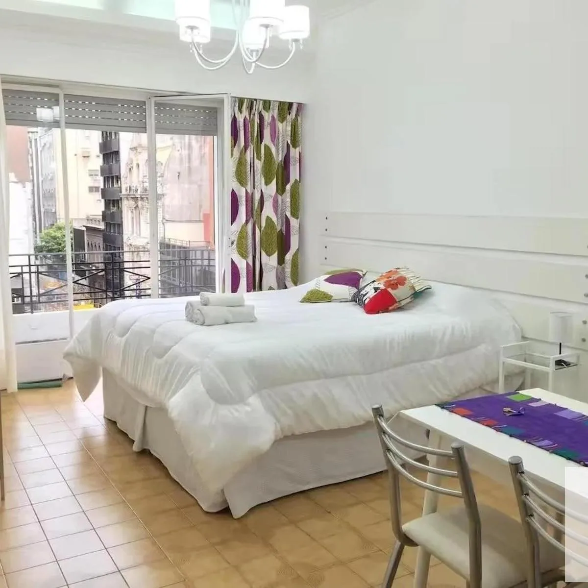 Studio com varanda, andar alto