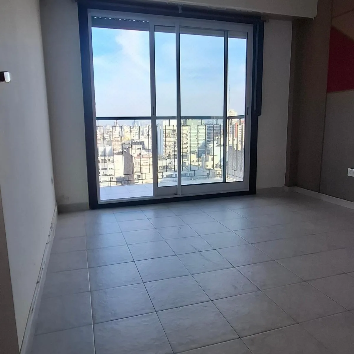 1 bedroom, covered fixed parking