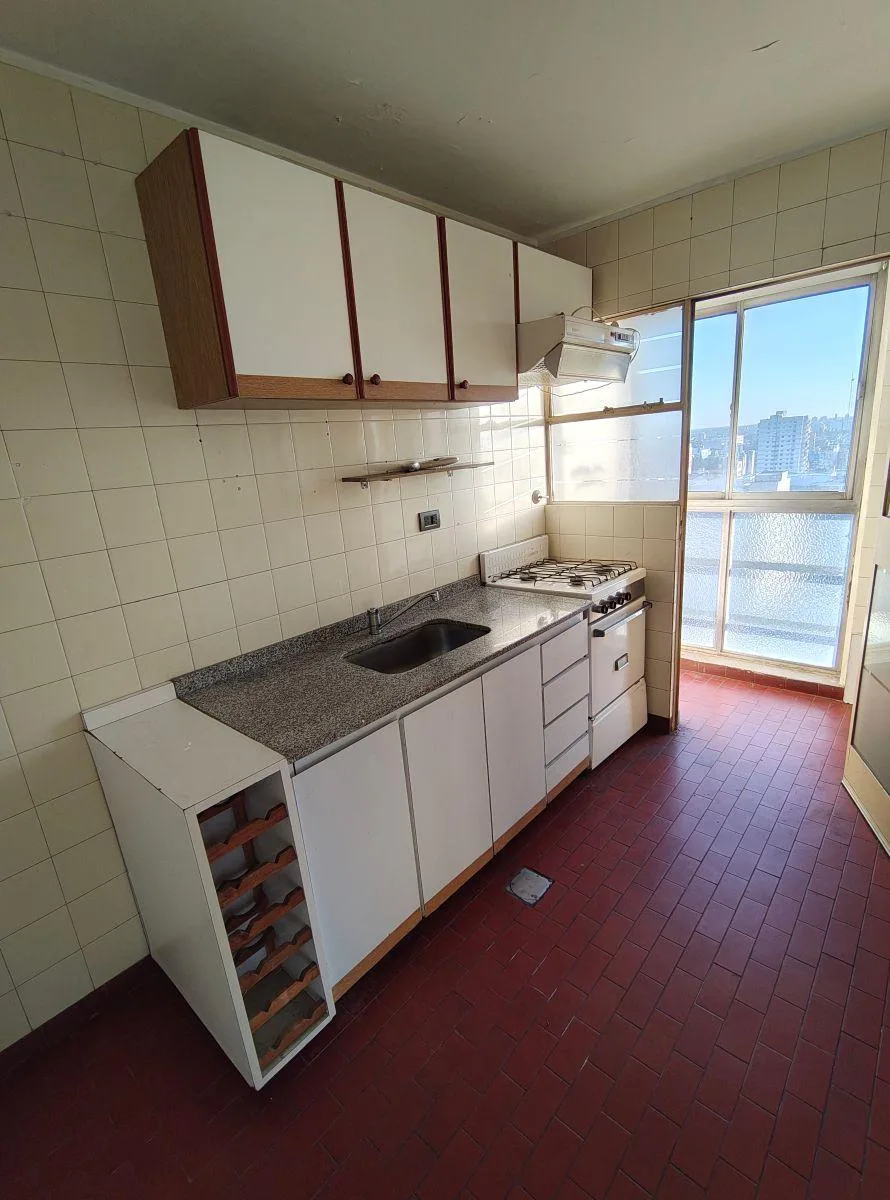 Departamento Dos Ambientes con Balcon en Alquiler