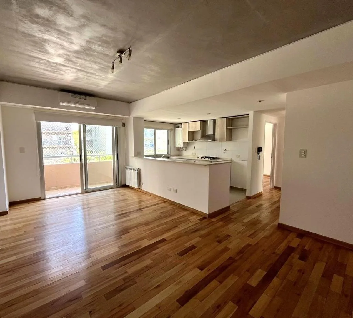 Listing: 2 bedrooms, Núñez