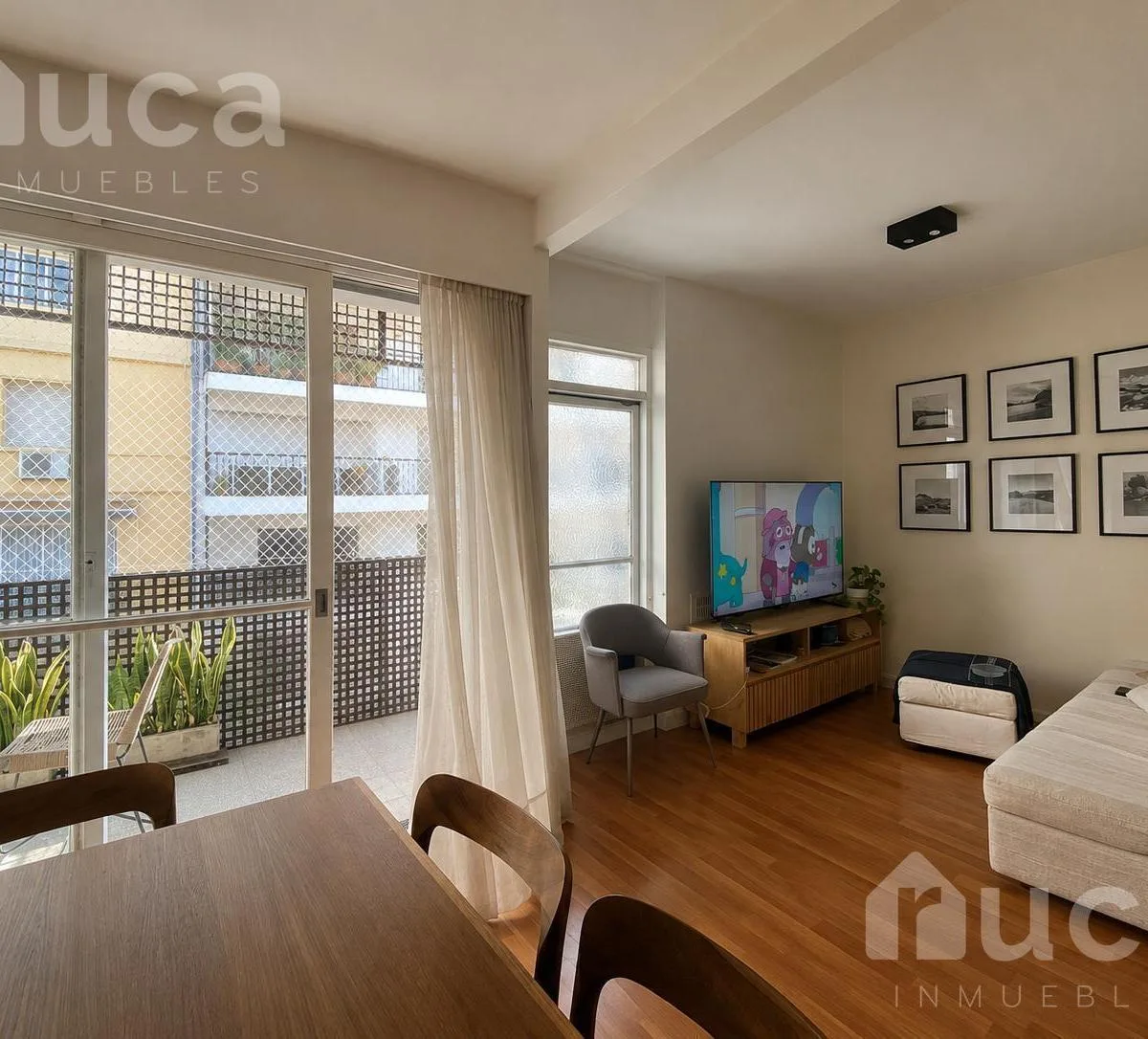 Recoleta 2BR, balcony