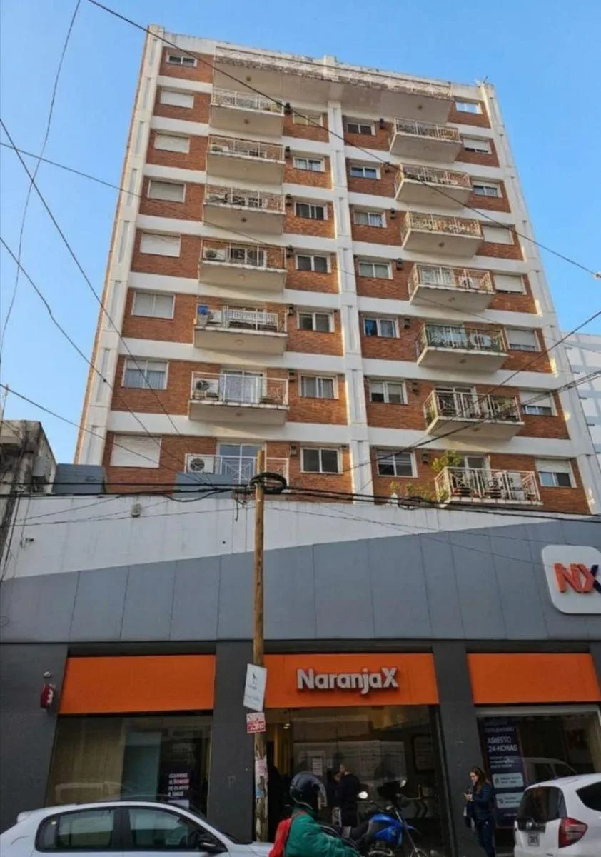 Departamento en Alquiler. 2 Ambientes. Quilmes Centro