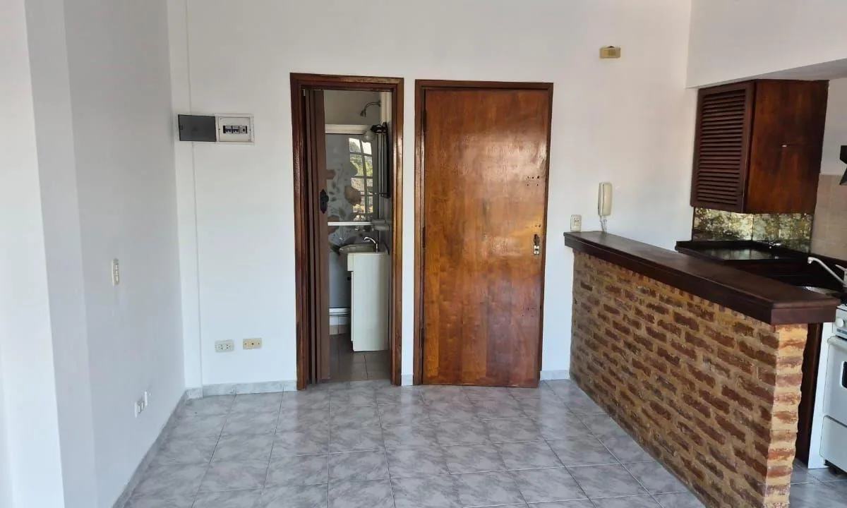 Oferta: Kawalerka, Lanús