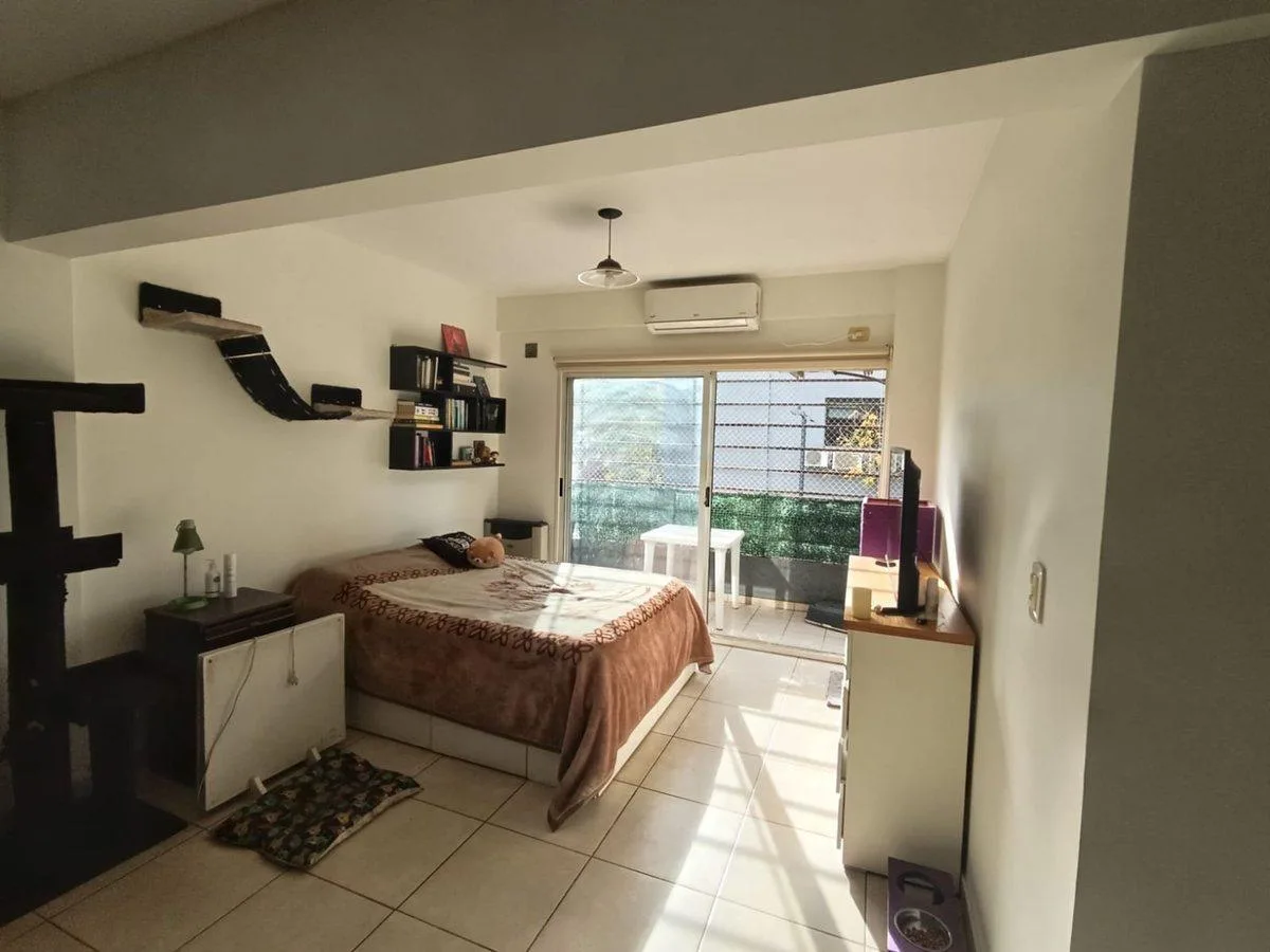 Alquiler Monoambiente Amplio C/balcon - Flores