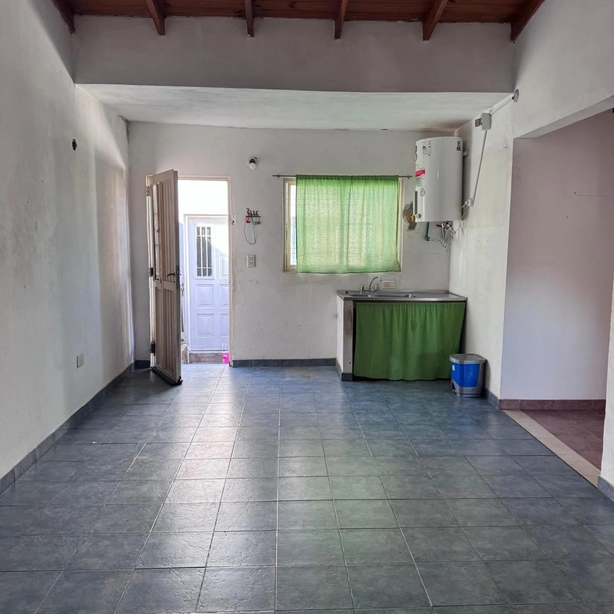 1er piso, 2 ambientes, 38 m²
