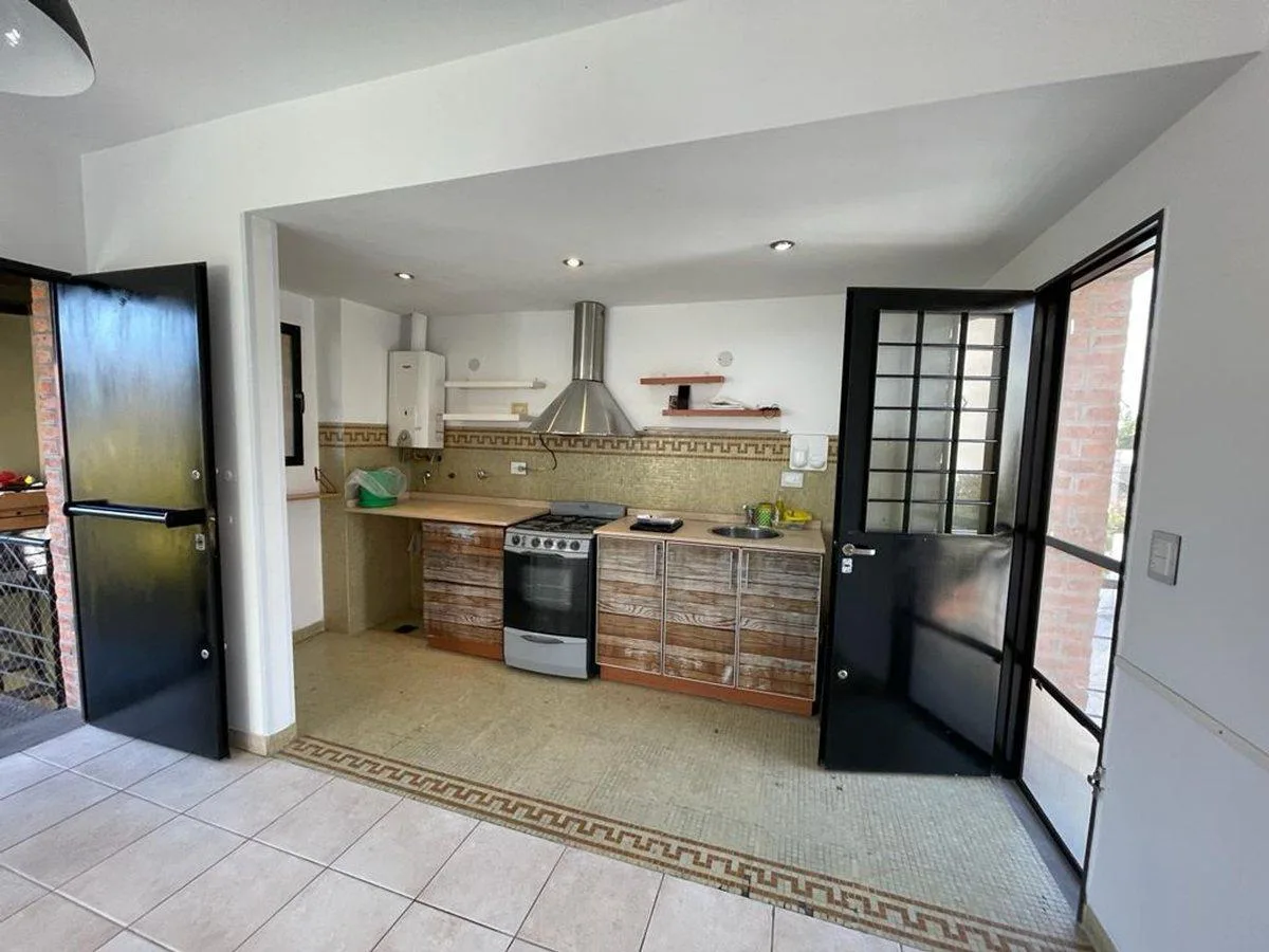 Alquiler Departamento 3 Amb C/ Cochera Quilmes