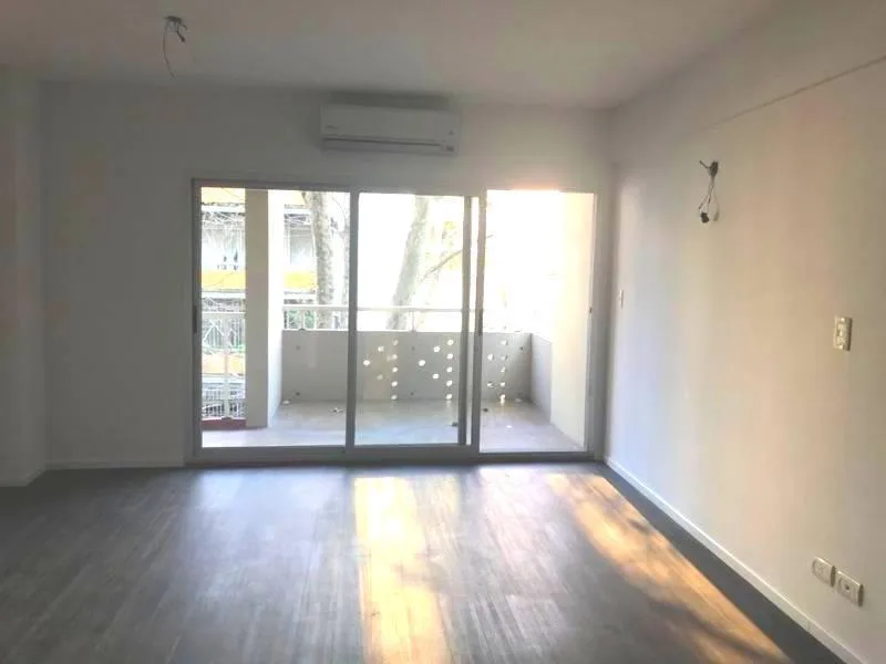 Studio com varanda, Palermo