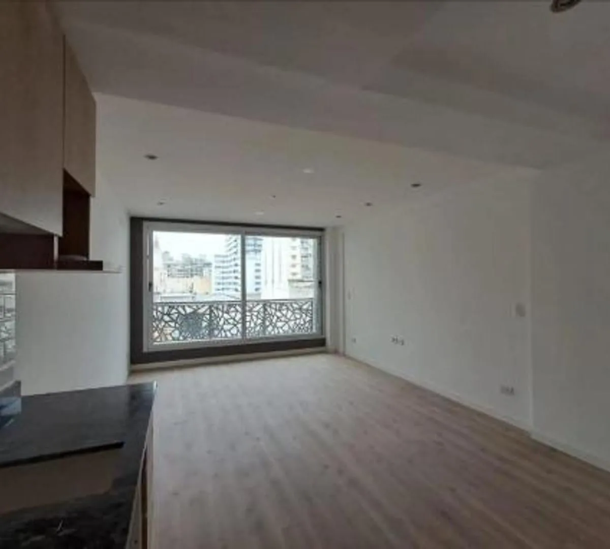 Студия с балконом, 32 м²
