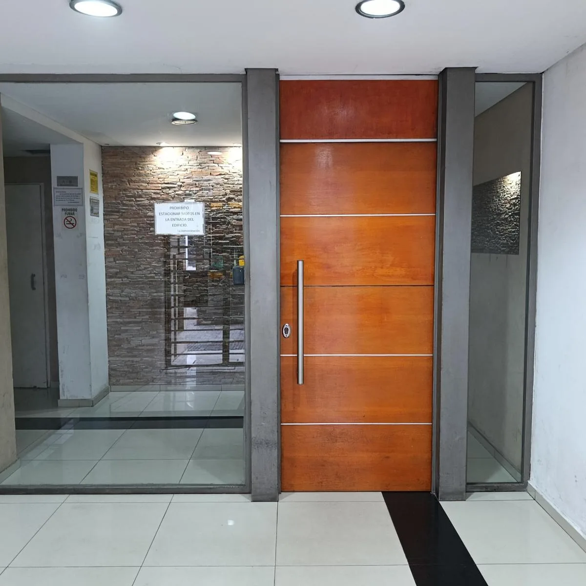 Alquilo Moderno Monoambiente de 40 m&sup2; C/ Balcón y Vista Abierta - Muy Luminoso!