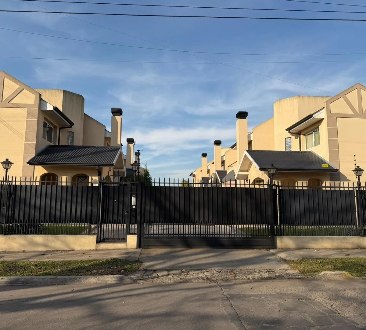 Burzaco Duplex 3 Amb C/cochera en Alquiler S/expensas