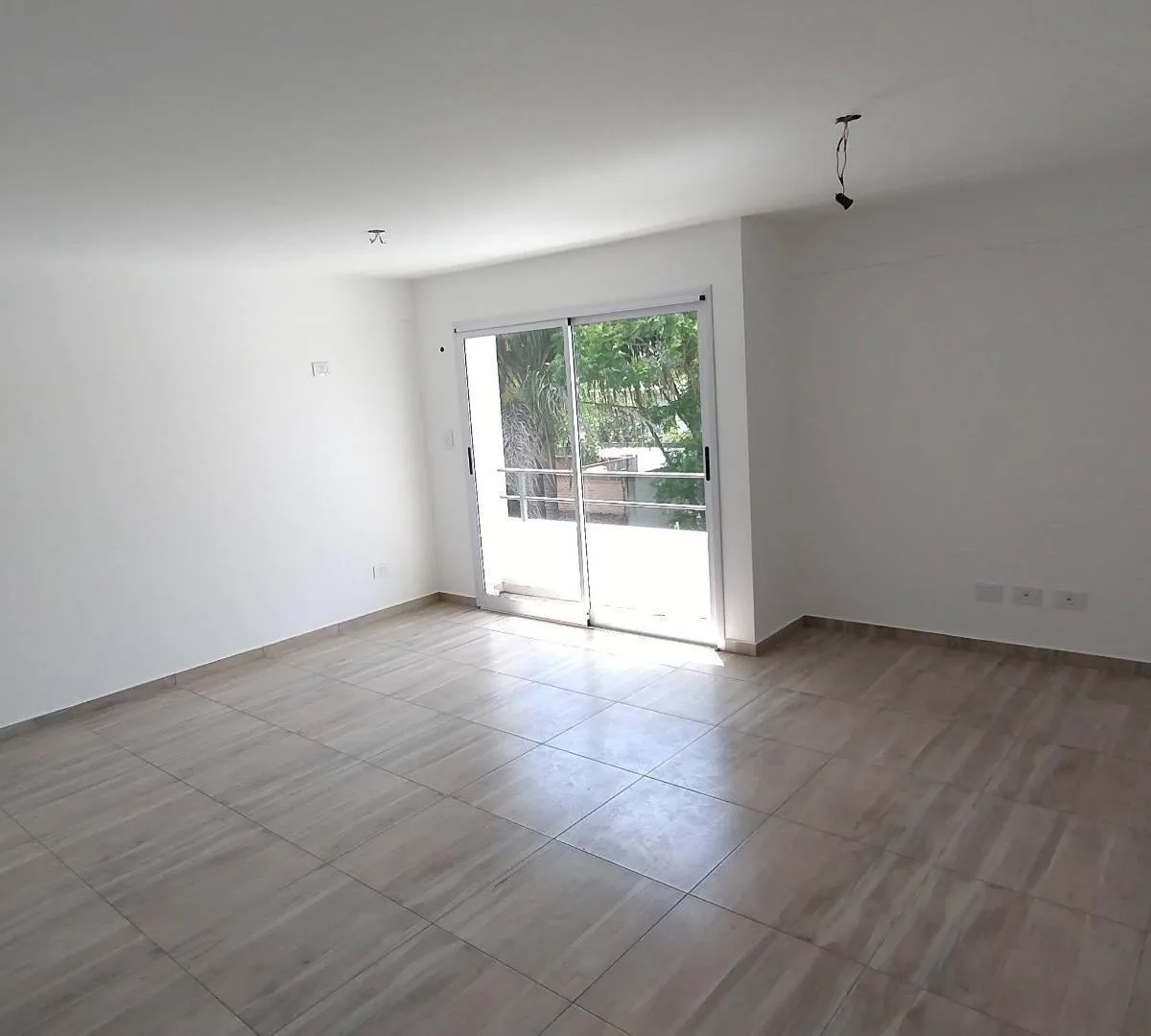 Depto 1 Amb C/balcon a Estrenar en Lomas!