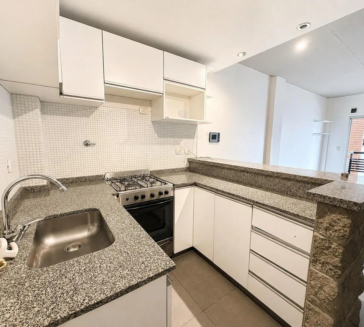 Departamento de 2 Ambientes con Balcón y Sum
