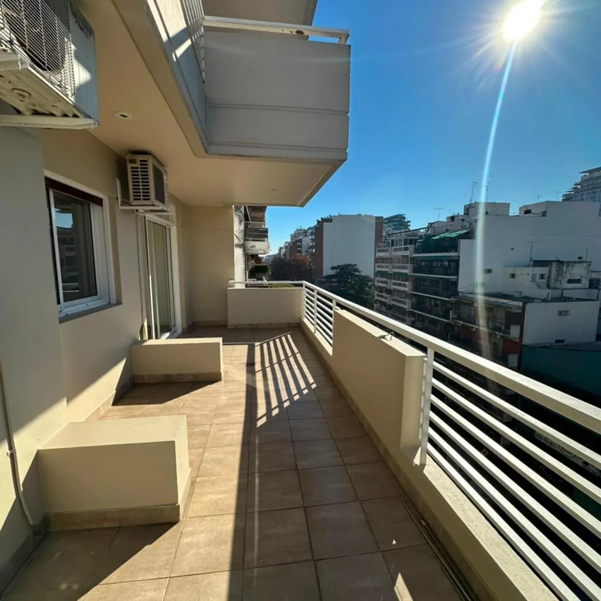 7th-floor front balcony terrace