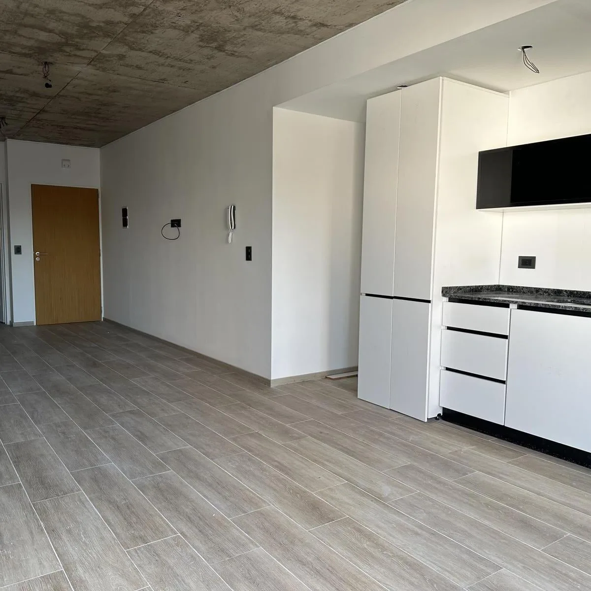 Alquiler Monoambiente con Balcon en Saavedra