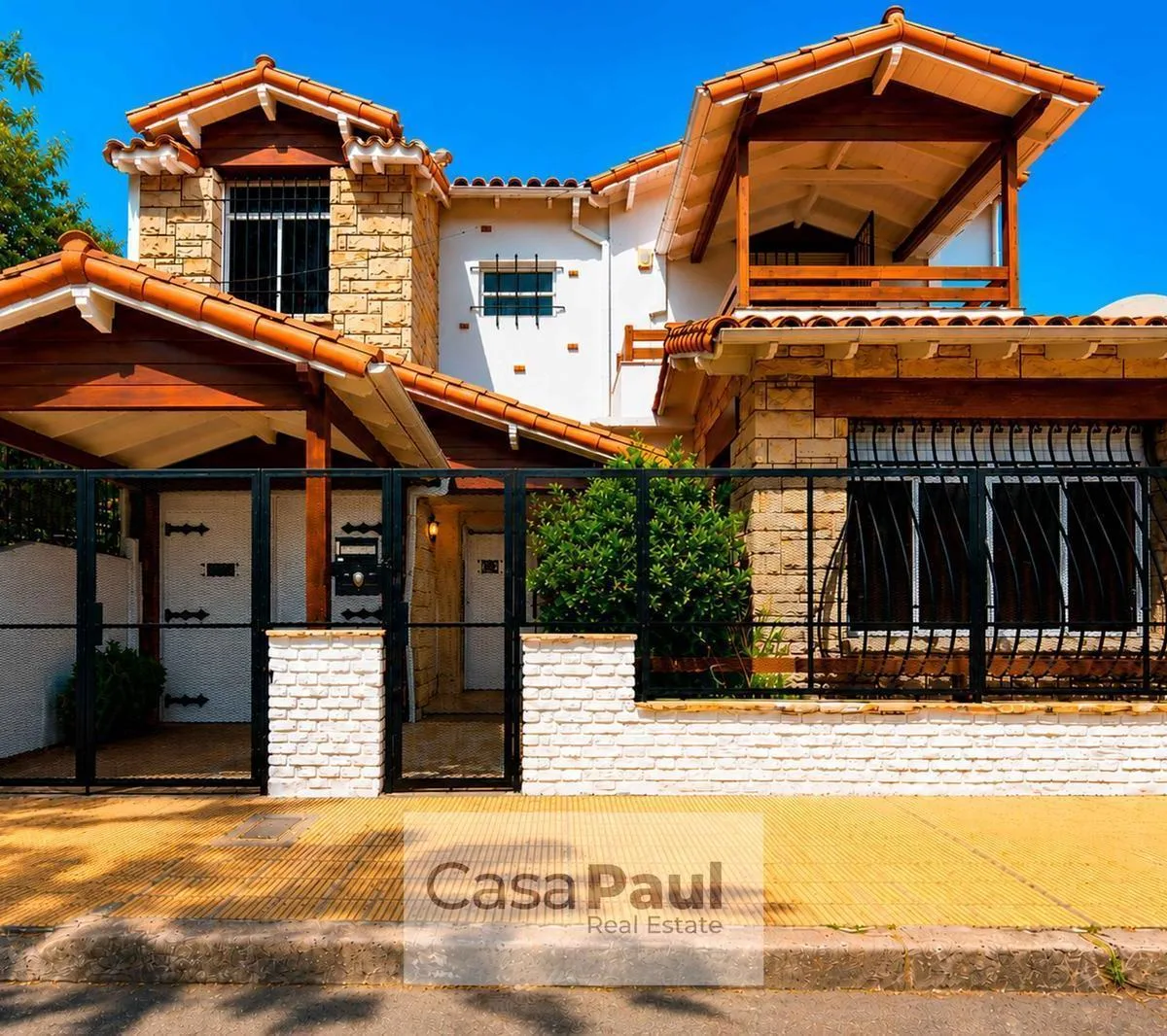 Casa de 5 Ambientes en Alquiler en Vicente López