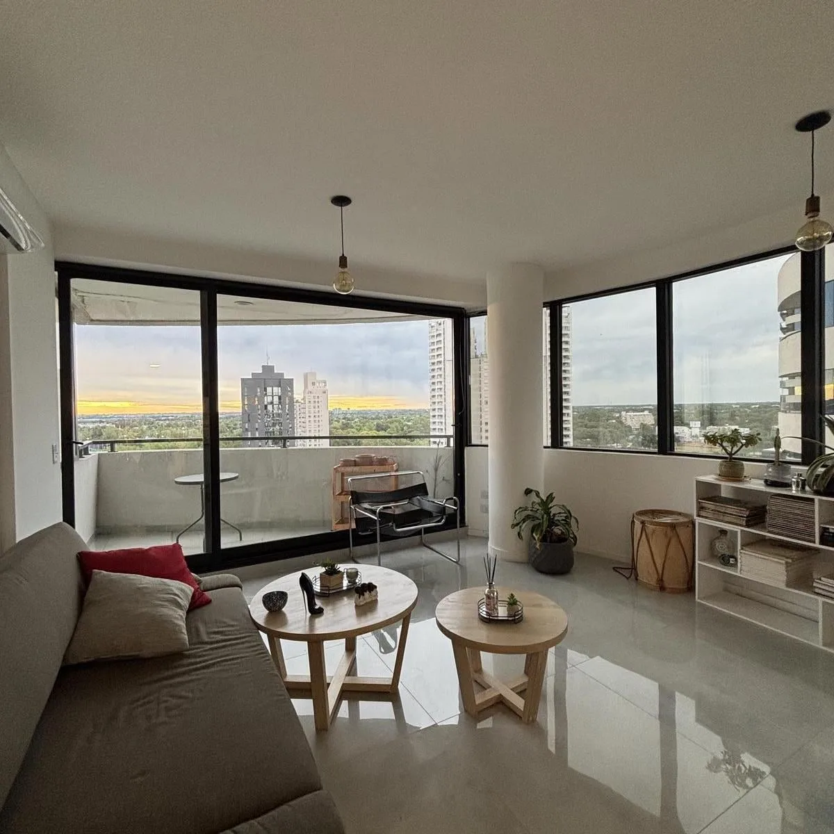 Departamento 3 Ambientes Premium en Brickell Tigre Vista Panorámica, 2 Cocheras y Amenities