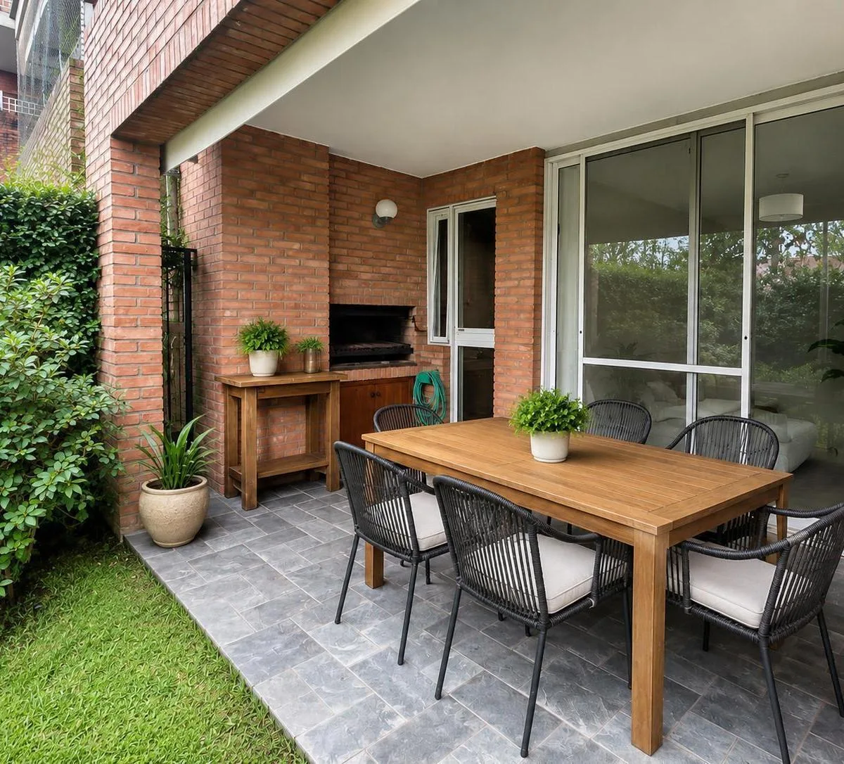 Departamento de 2 Ambientes en Alquiler, San Isidro, Cochera, Jardin con Parrilla, Amenities