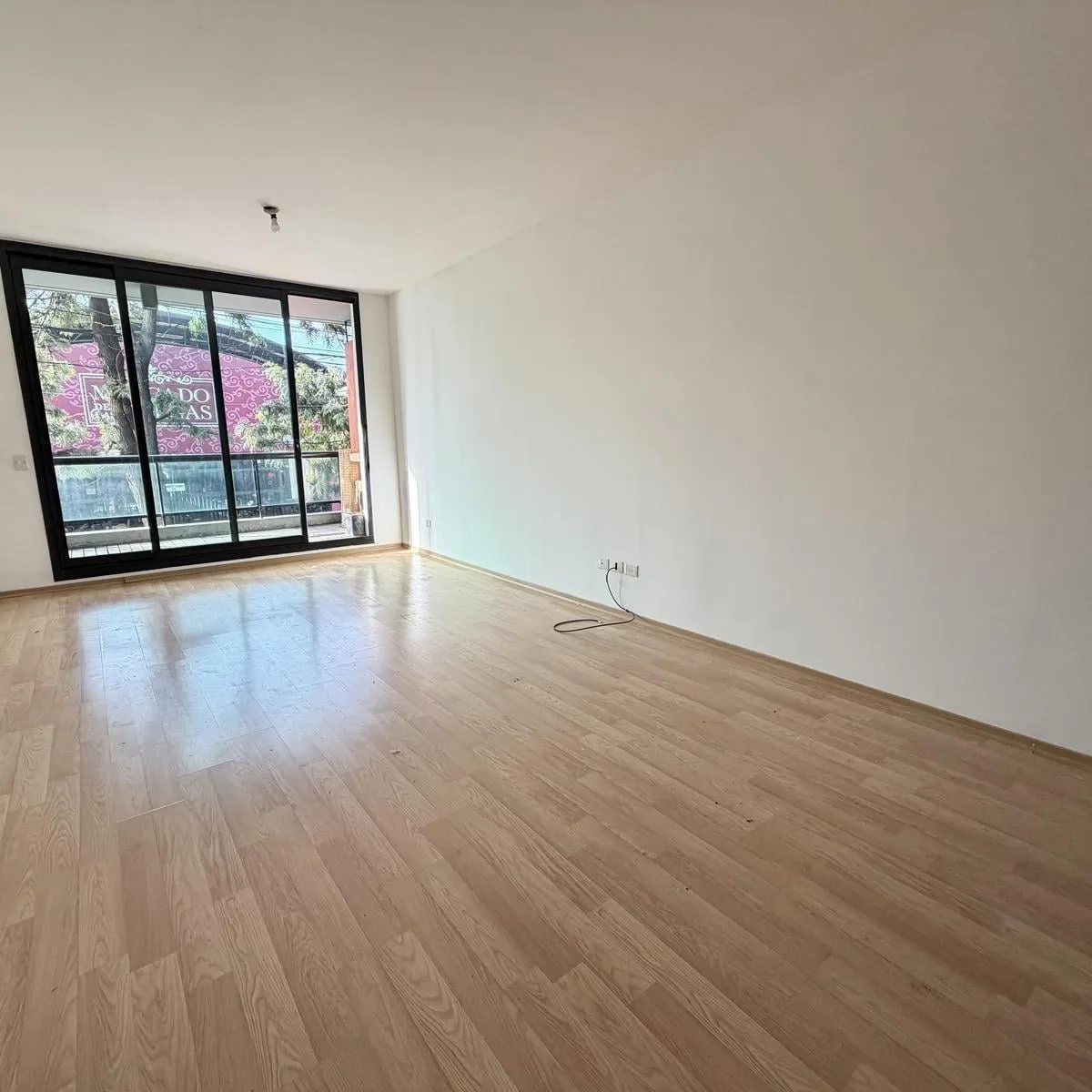 Alquiler Departamento con Balcón y Amenities