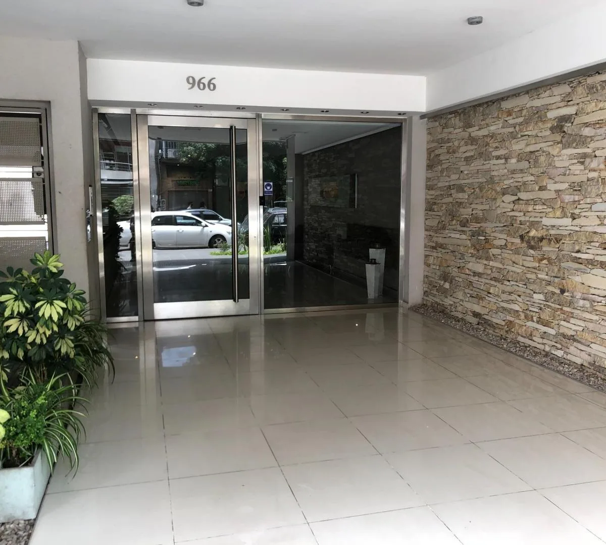 Departamento 2 Ambientes con Cochera Alquiler Castelar Norte