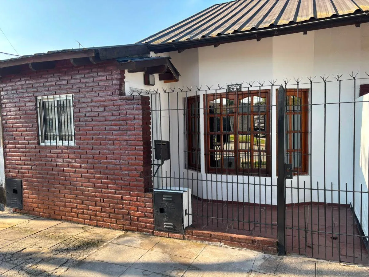 Alquiler de Departamento en Merlo Norte (A 9 Cuadras de La Estancion)