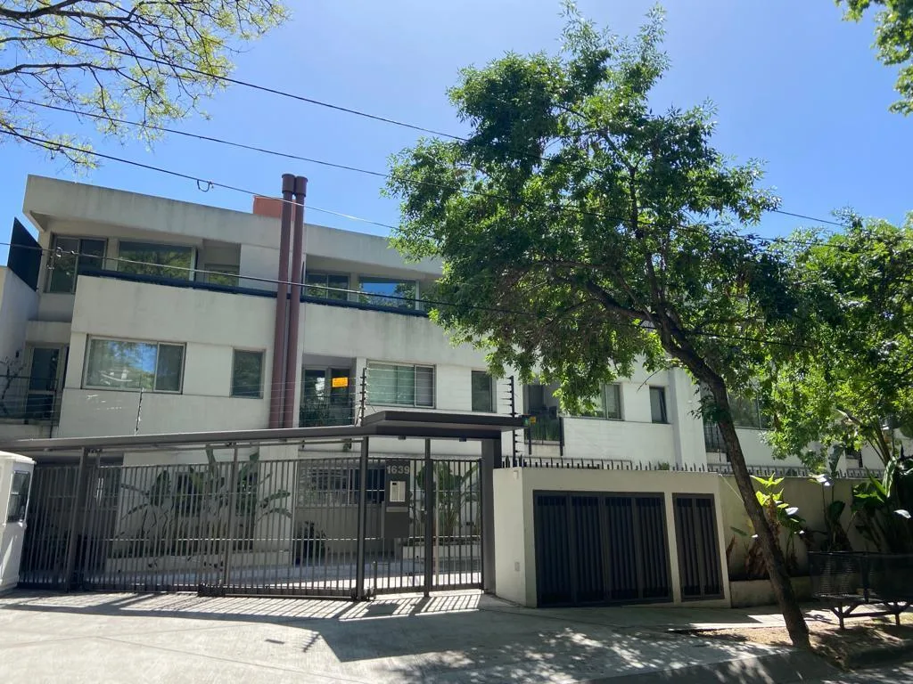 Casas en Condominio Cerrado - Categoria y Confort!