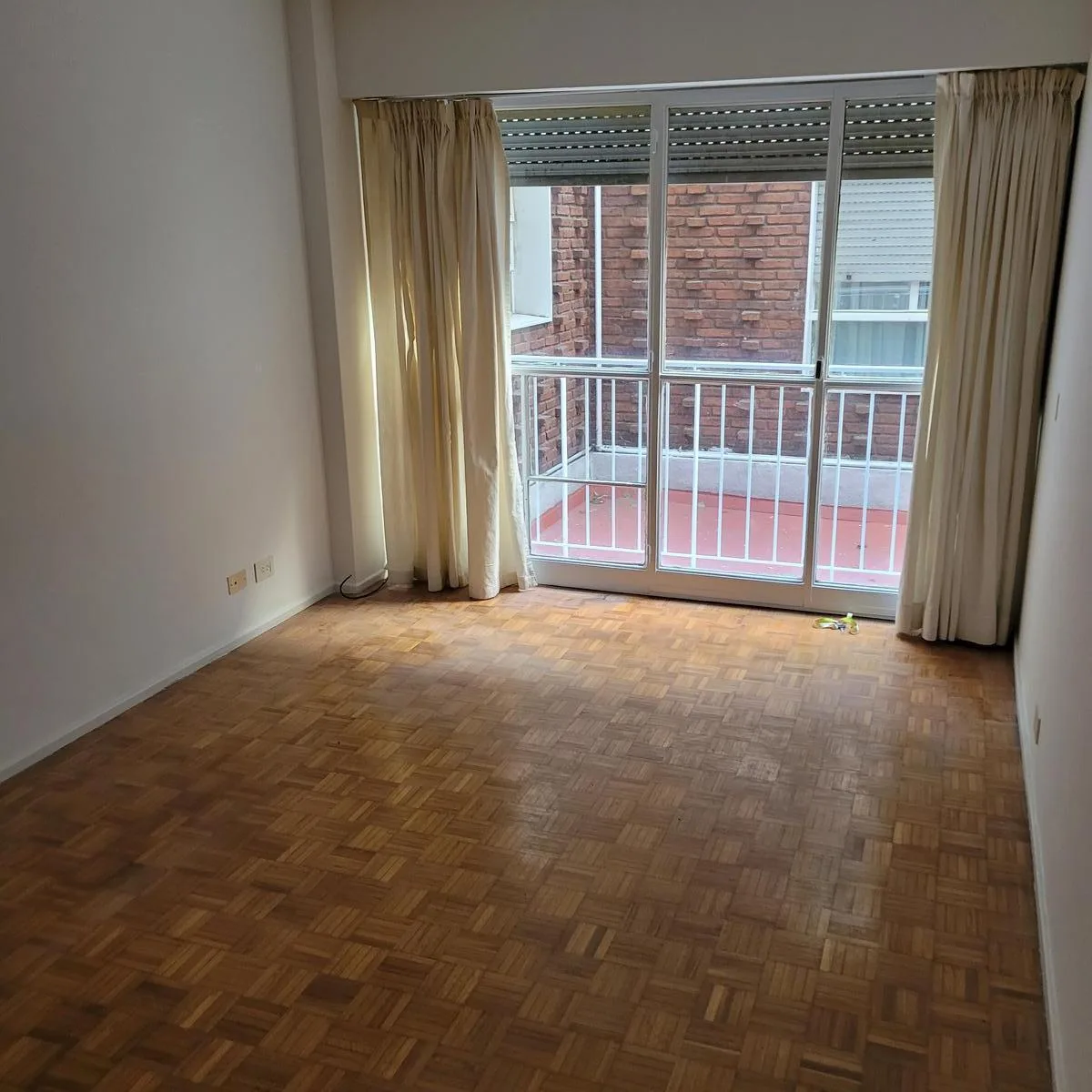 2-room apartment with radiant slab
