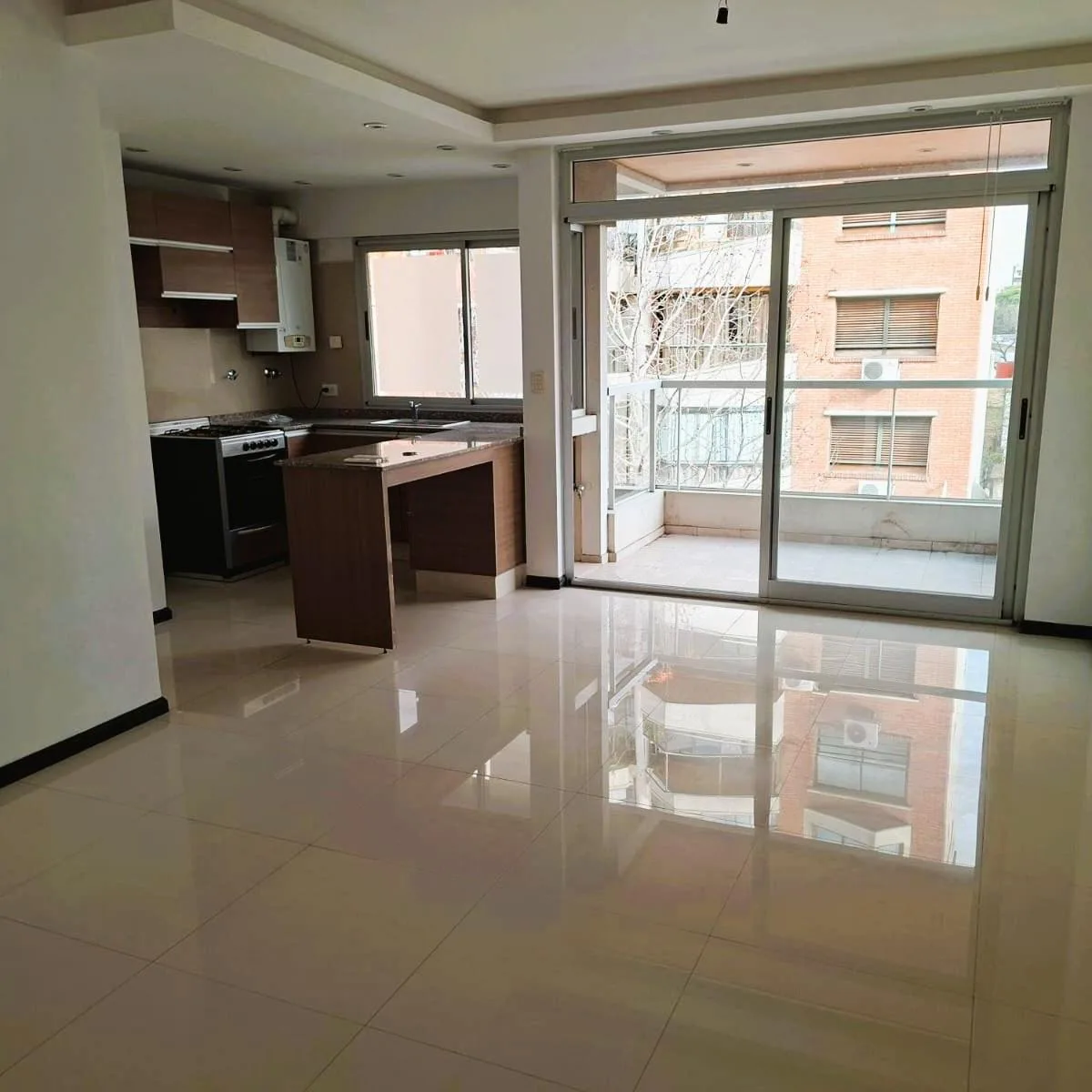 Alquilo Departamento, 2 Ambientes, 4°piso, Al Frente con Amenities, Caballito