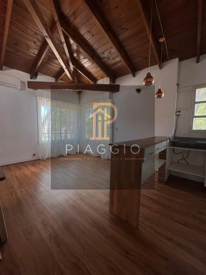 2-room PH with balcony