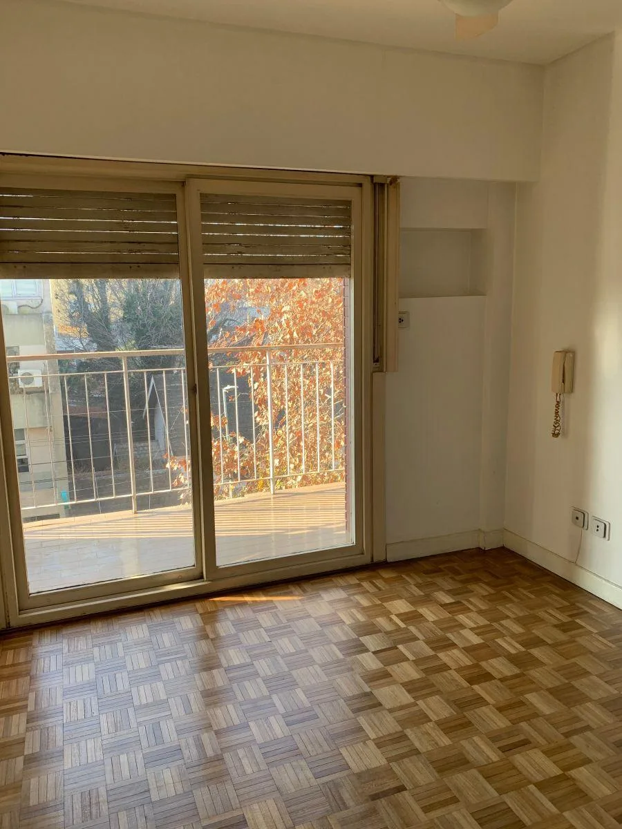3-room apartment with covered parking