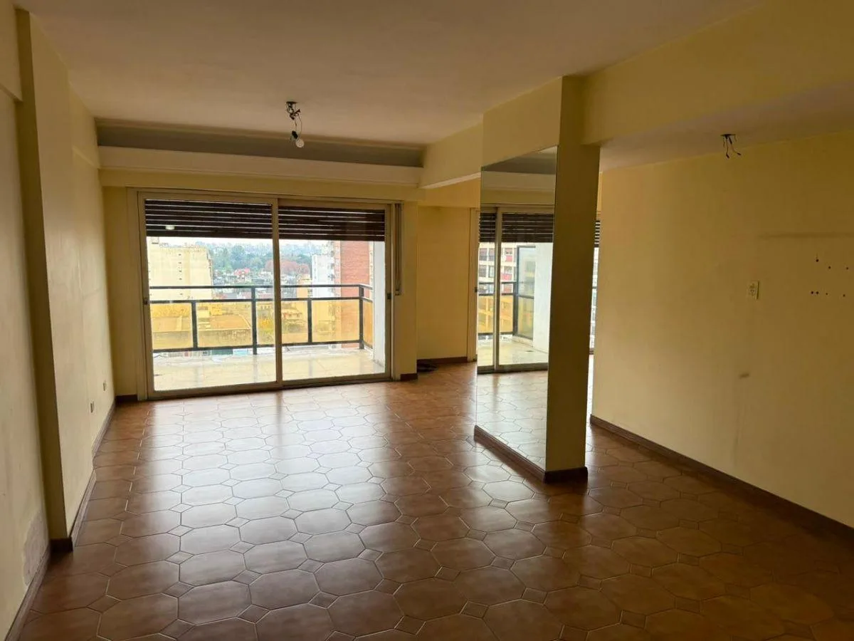 Amplio Depto 4 Amb Vivienda o Apto Profesional