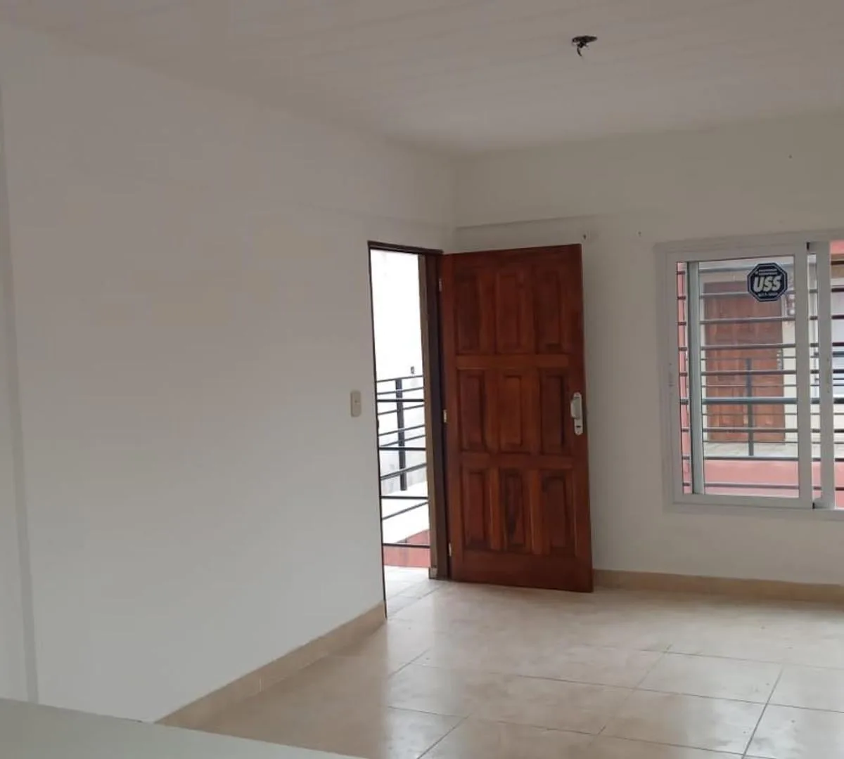 Departamento 2 Ambientes en 2°piso en Alquiler en San Justo