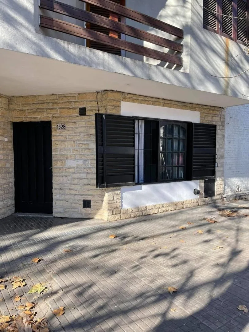 Alquiler PH Tipo Casa en 41 y 21